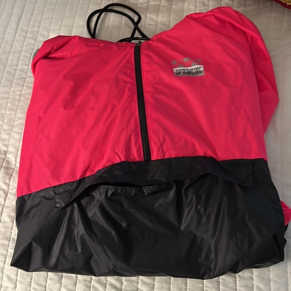 Pink hoodie - Picture 7 of 9